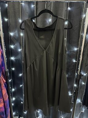 SHEIN Black Sleeveless V-Neck Mini Dress